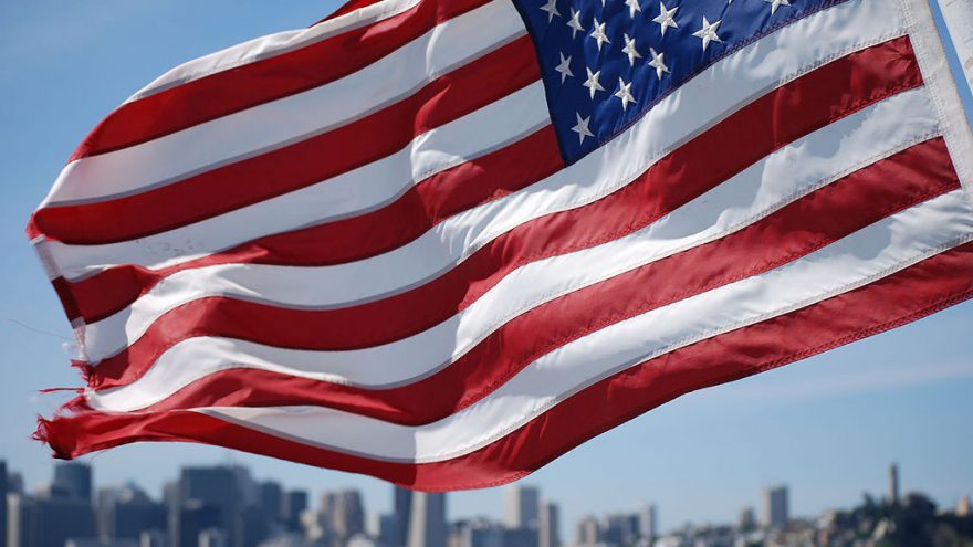 https://commons.wikimedia.org/wiki/File:American_Flag,_San_Francisco.jpg